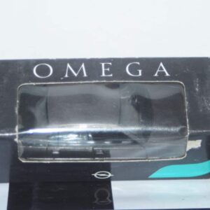 Gama opel omega / vauxhall carlton grey 1130 in 1:43 scale