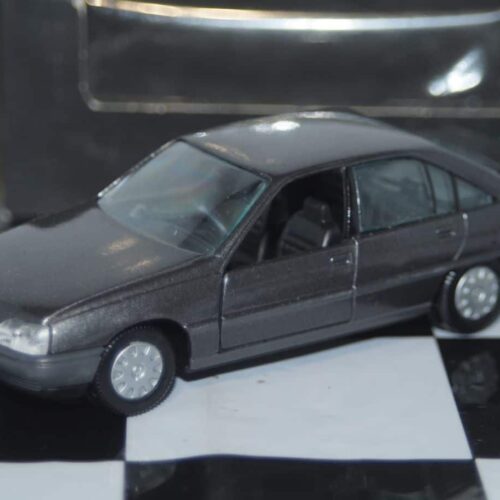 GamaOpelomega/VauxhallCarltonGreyin:scale