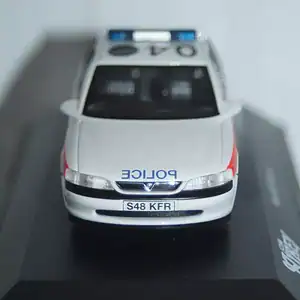 Schuco vauxhall vectra lancashire police ltd 1000 in 1:43 ref 04181
