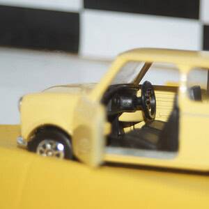 Corgi mini c330/9 city yellow 1:36 scale