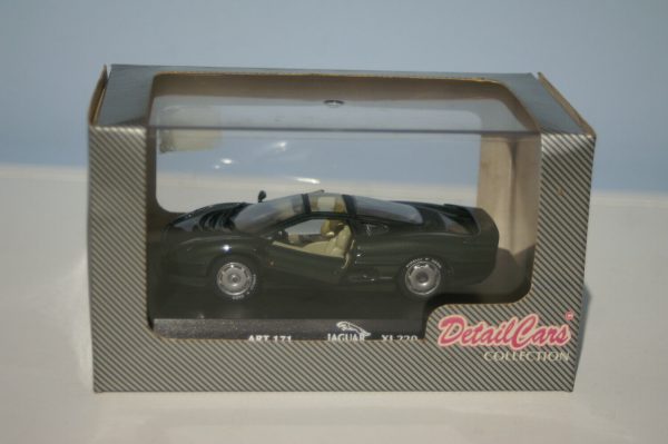 DetailCarsJaguarXJGreeninscaleART