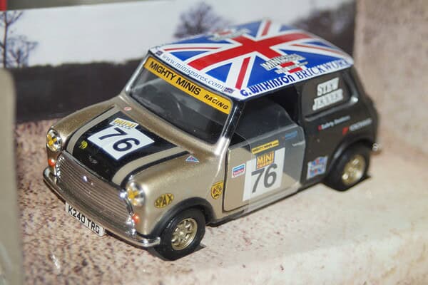 Corgi mini 04437 mighty mini racing stewart jenner