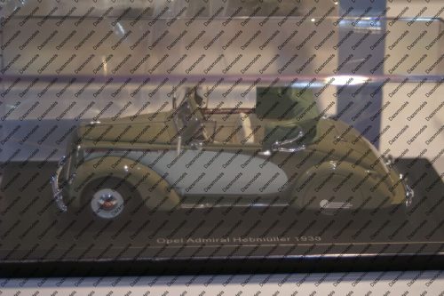 Neo Opel Admiral Hebmuller 1938 NE043235 in 1:43 scale Resin