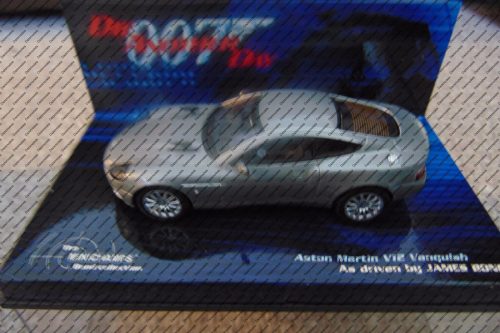 MinichampsDieAnotherDayAstonMartinVanquish