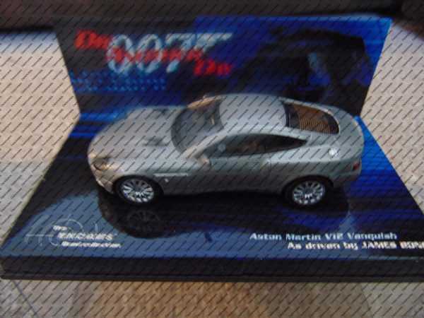 MinichampsDieAnotherDayAstonMartinVanquish