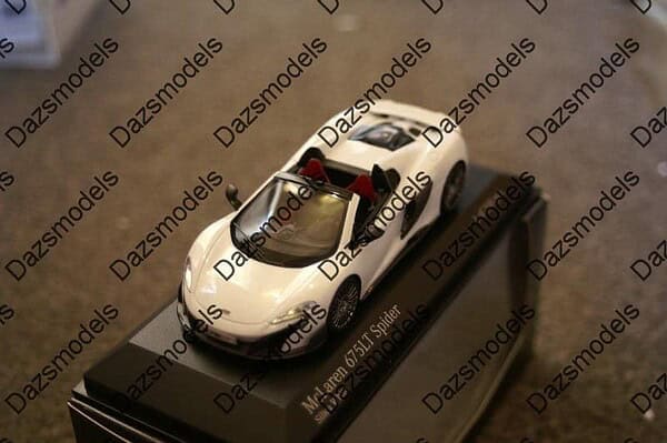 Minichamps mclaren 675lt spider  white 1:43 537154432