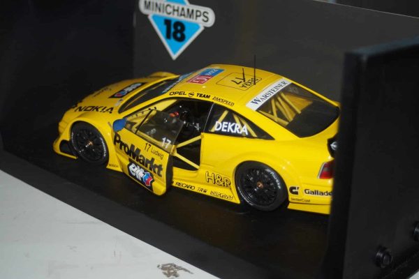 Minichamps opel calibra itc 1996 k.ludwig 17 promarkt 1:18 180 964217