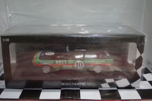 Minichamps Ford Capri 3.0 1978 Yellow Road car 1:18 155 788601