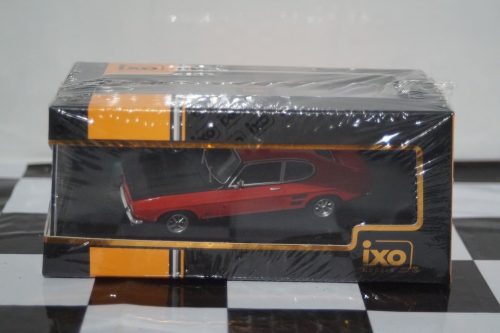 Ixo ford capri 1700 gt 1979 red / black 1:43 diecast clc258