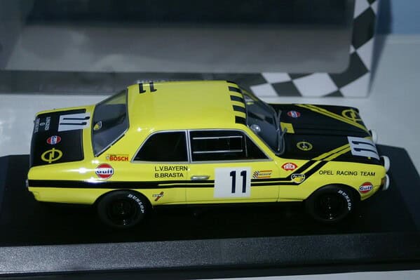 Minichamps opel commodore a steinmetz 24h spa 1970 in 1:18 704611