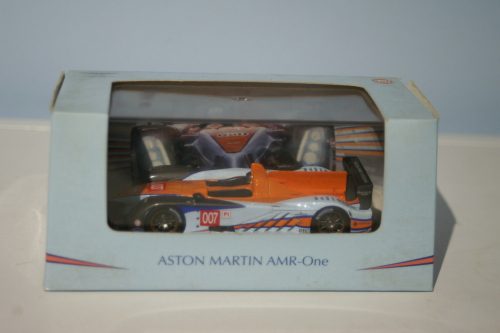 IxoAstonMartinAMR ONEPresentationLeMansAMC :DIECAST