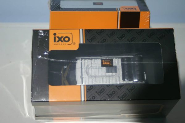 Ixo fiat 242 1986 esso team service van 1:43 rac280x