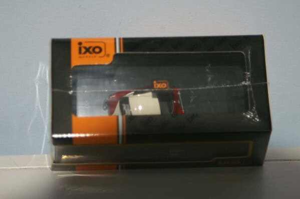 Ixo iso isetta 1955 maroon clc312n