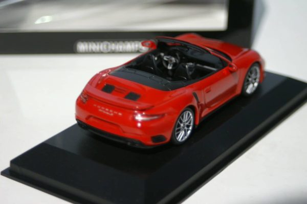 Minichamps porsche 911 turbo cabriolet 2016 red 1:43 410 067180