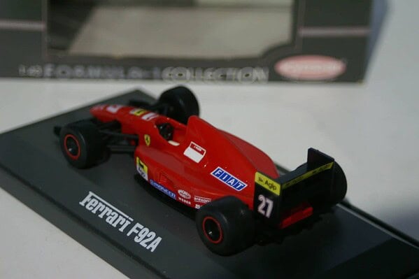 Kyosho ferrari f92a 1:43 ref 7084-1