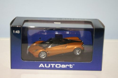 AutoArtPaganiHuayraBronzein:Diecast