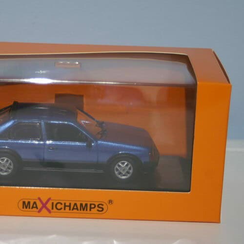 MaxichampsOpelKadettSRAstraMkBlueMinichamps: