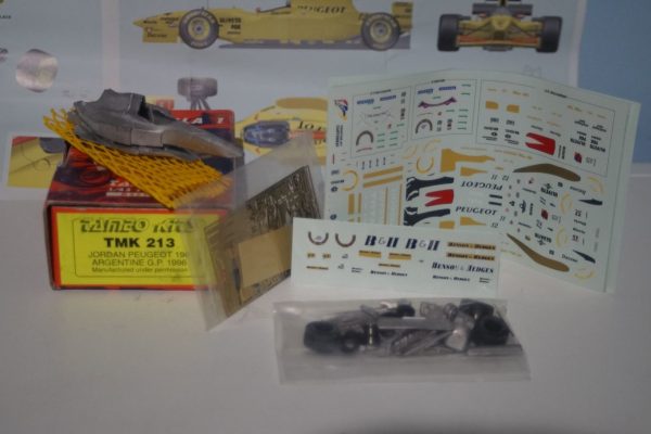 Tameo kits renault turbo re30b italian g.p. 1982 winner rene arnoux 1:43 tmk 306
