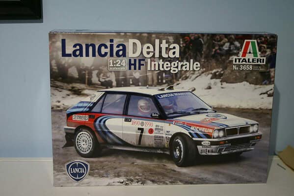 Italeri lancia delta hf integrale monte 1990 d.auriol 1:24 model kit