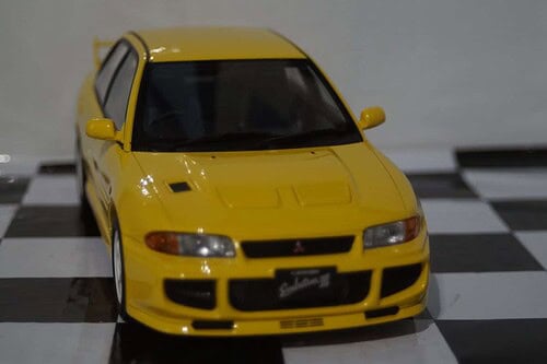 Renault clio maxi presentation otto 1:18 scale ot822