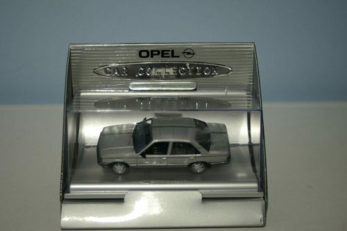 Schuco opel / vauxhall rekord e silver  1:43 scale