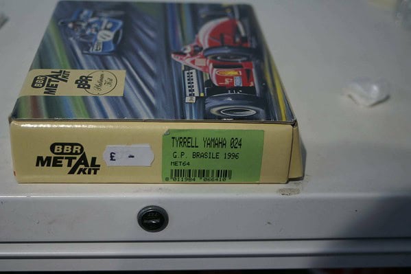 Bbr metal kit tyrrell yamaha 024 g.p. brasile 1996 kit 1:43 met 64