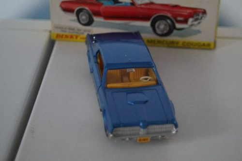Dinky ford mercury cougar  corgi 174