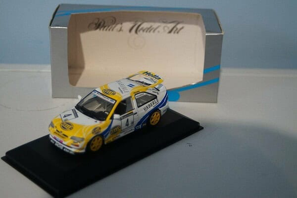 Minichamps ford escort cosworth adac gt-cup 1993 k. niedzwiedz min 938204