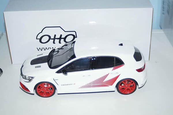 Otto renault megane trophy-r serie 2019 white quartz resin 1:18 car ot804