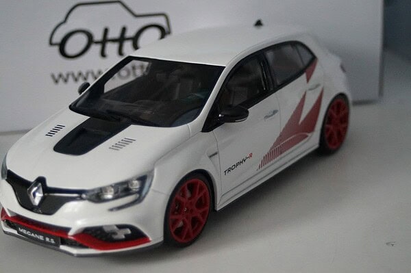 Otto renault megane trophy-r serie 2019 white quartz resin 1:18 car ot804