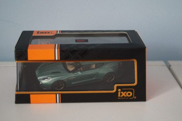 Ixo aston martin v12 vantage zagato, 1:43 moc302