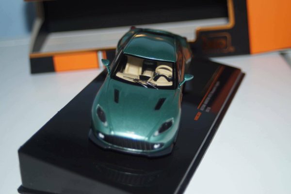 Ixo aston martin v12 vantage zagato, 1:43 moc302