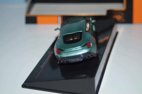 Ixo aston martin v12 vantage zagato, 1:43 moc302