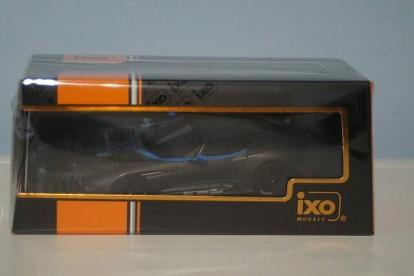 Ixo aston martin vulcan 2015 grey moc298 diecast 1:43