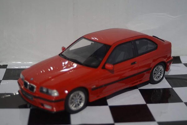 Citroen xsara kit car p.bulgaski otto 1:18 scale ot337