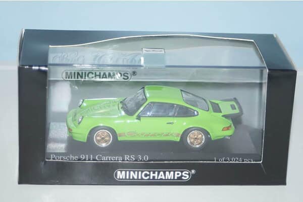 MinichampsPorscheCarreraRSRed