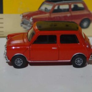 Vanguards ford 100e blue va21003 1:43 scale