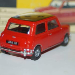 Vanguards ford 100e blue va21003 1:43 scale