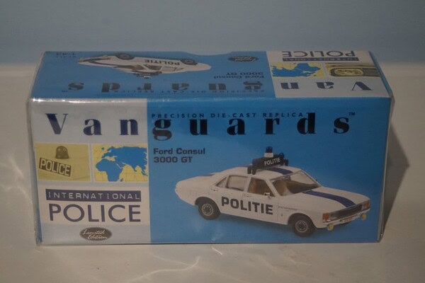 Vanguards ford anglia green va1001 1:43 scale