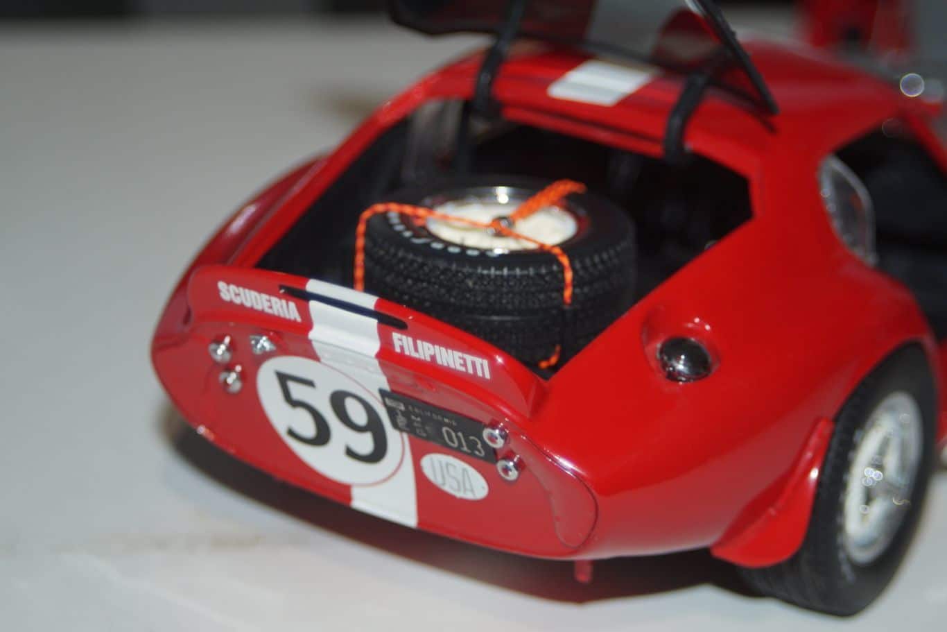 Exoto 1:18 1965 Cobra Daytona Version Filipinetti Coupe