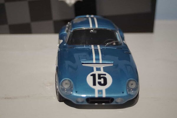 Exoto racing legends cobra daytona coupe #15 1:18