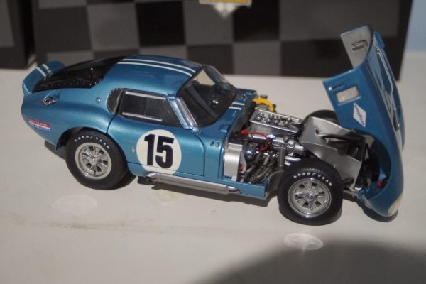 Exoto racing legends cobra daytona coupe #15 1:18
