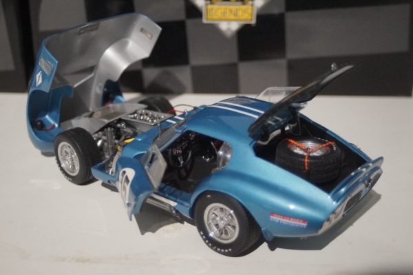 Exoto racing legends cobra daytona coupe #15 1:18