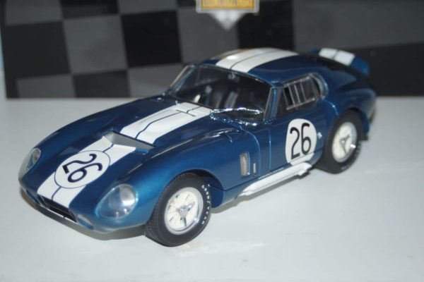 Exoto racing legends cobra daytona coupe 1965 reims #26 1:18