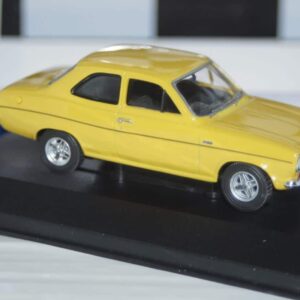 Vanguards ford escort mk1 rs2000 va09527 1:43 scale yellow