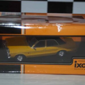 IxoVolkswagenGolfMkCabrioRedCLCNDiecast: