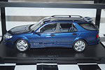 Dna collectibles saab 9-5 sportcombi aero red 1:18 dna000073 resin