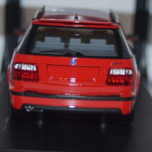 Dna collectibles saab 9-5 sportcombi aero red 1:18 dna000073 resin