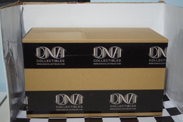 Dna collectibles saab 9-5 sportcombi aero red 1:18 dna000073 resin