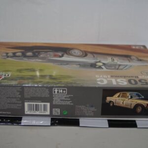 Dna collectibles saab 9-5 sportcombi aero red 1:18 dna000073 resin
